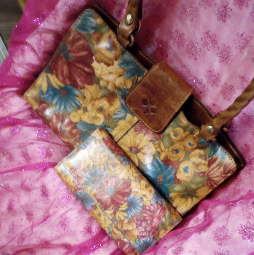 Patricia Nash Floral Leather Women's Bag and Wallet Set